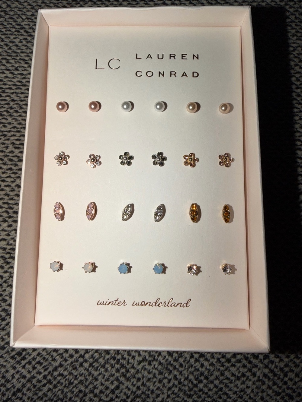 Lauren Conrad LC Winter Wonderland 12-Pair Stud Earrings Gift Set NIB Rose Gold
